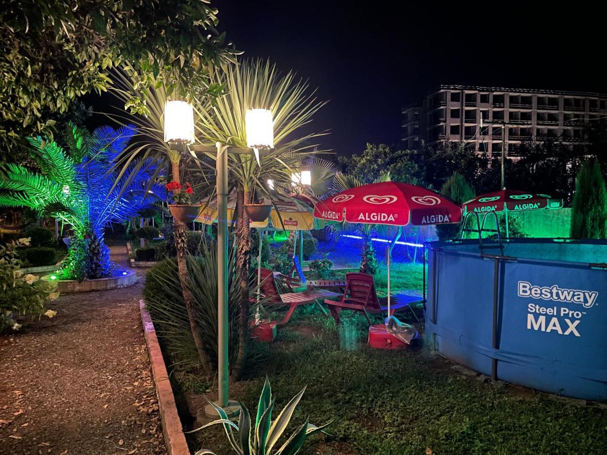 Twins Hotel Gonio Ngoại thất bức ảnh