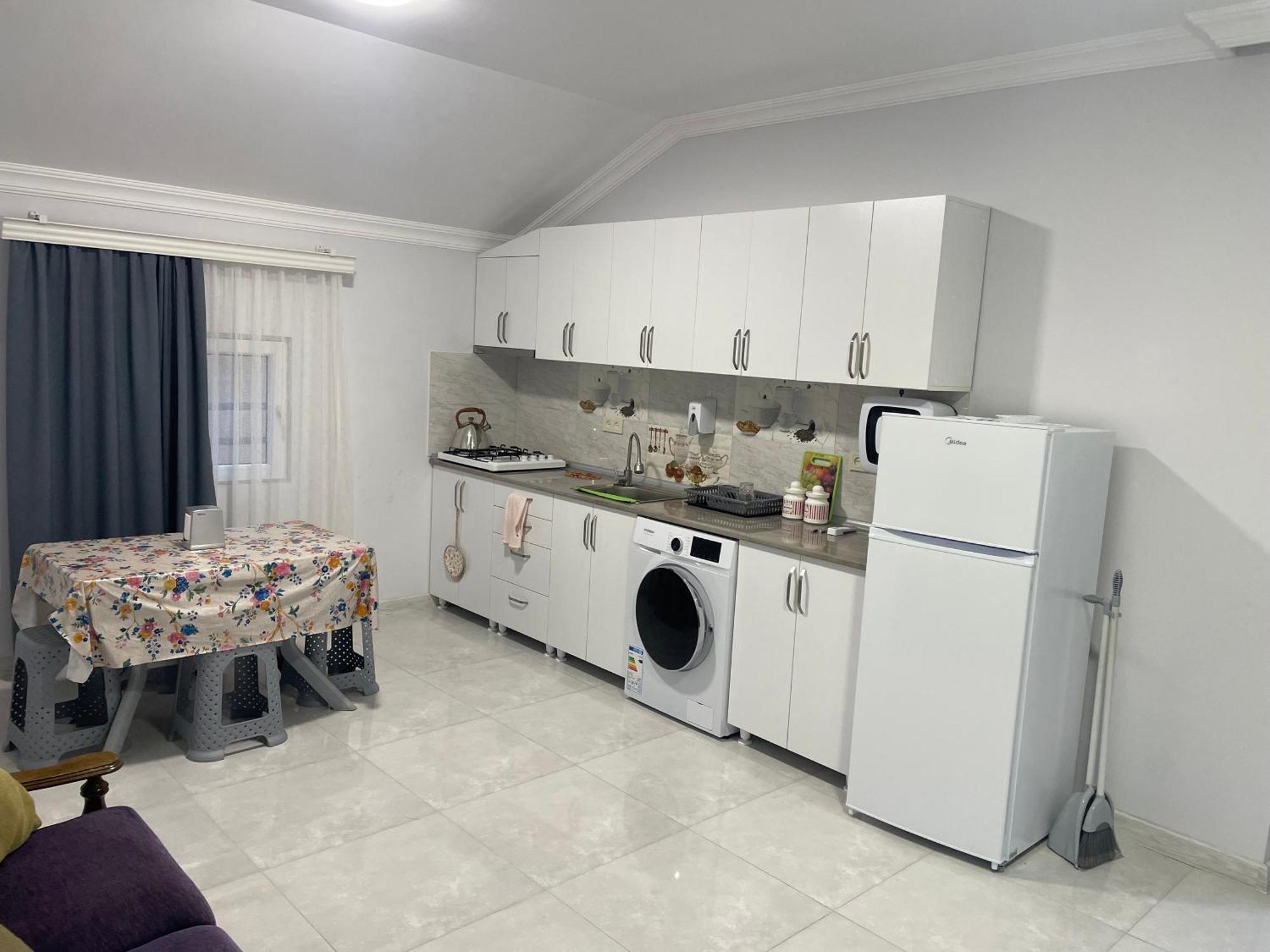 Twins Hotel Gonio Ngoại thất bức ảnh