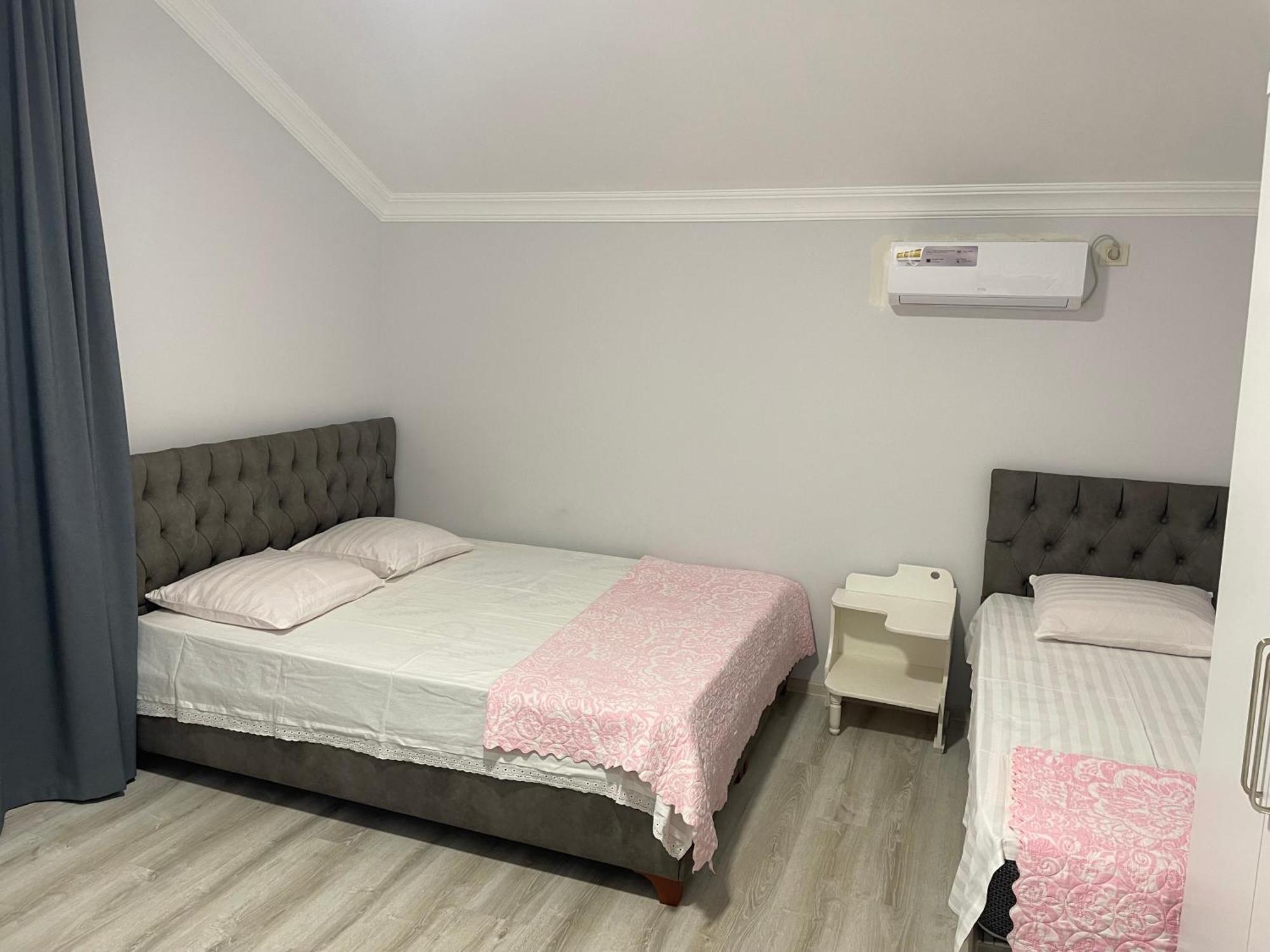 Twins Hotel Gonio Ngoại thất bức ảnh