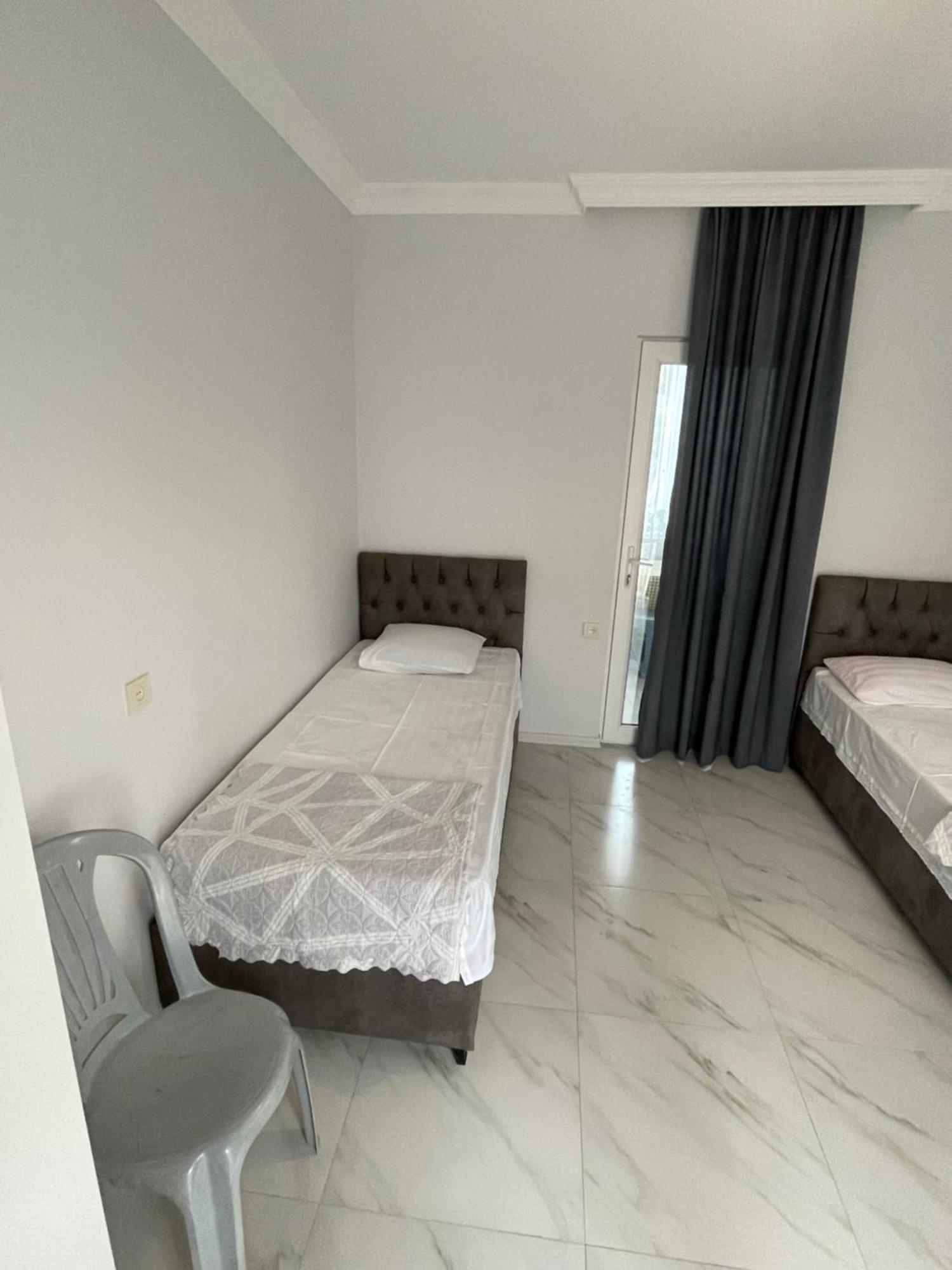 Twins Hotel Gonio Ngoại thất bức ảnh