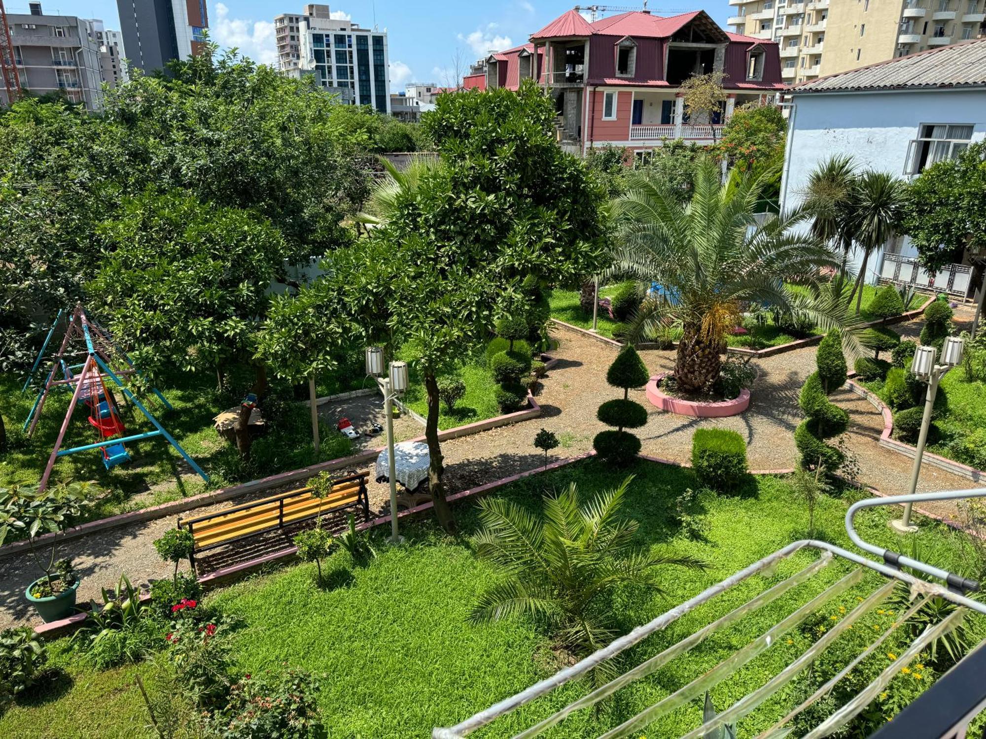 Twins Hotel Gonio Ngoại thất bức ảnh