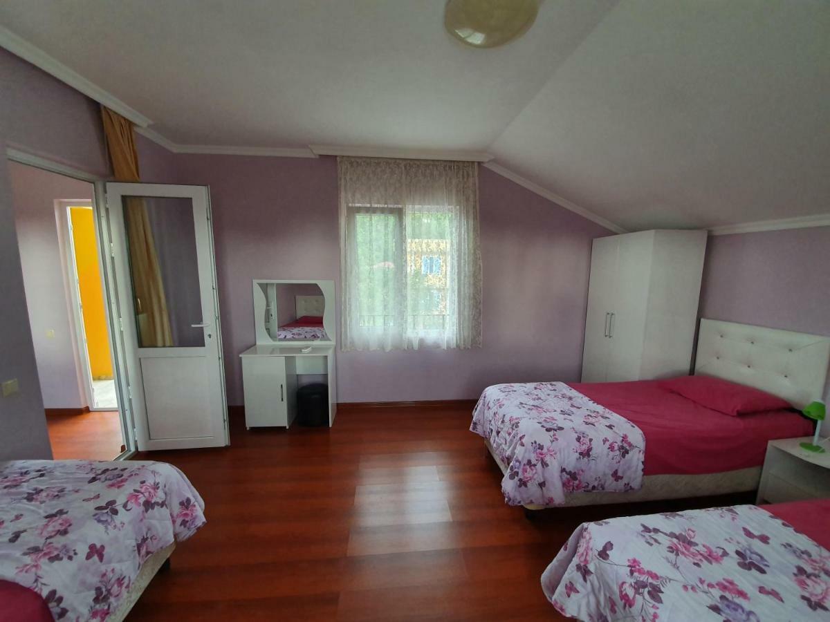 Twins Hotel Gonio Ngoại thất bức ảnh