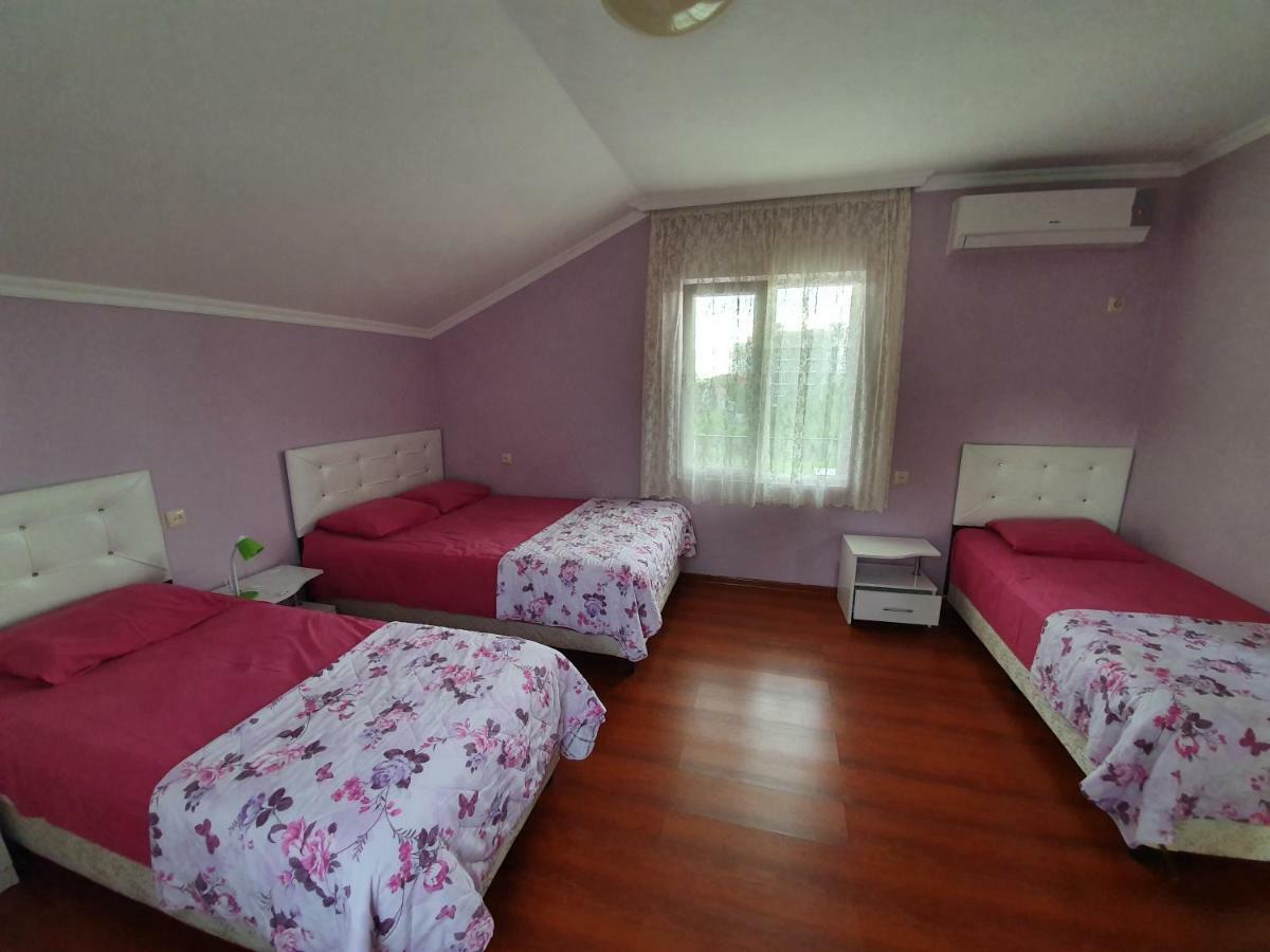 Twins Hotel Gonio Ngoại thất bức ảnh